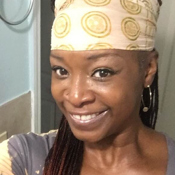 Meet your Posher, Ayesha - Picture 1 of 1